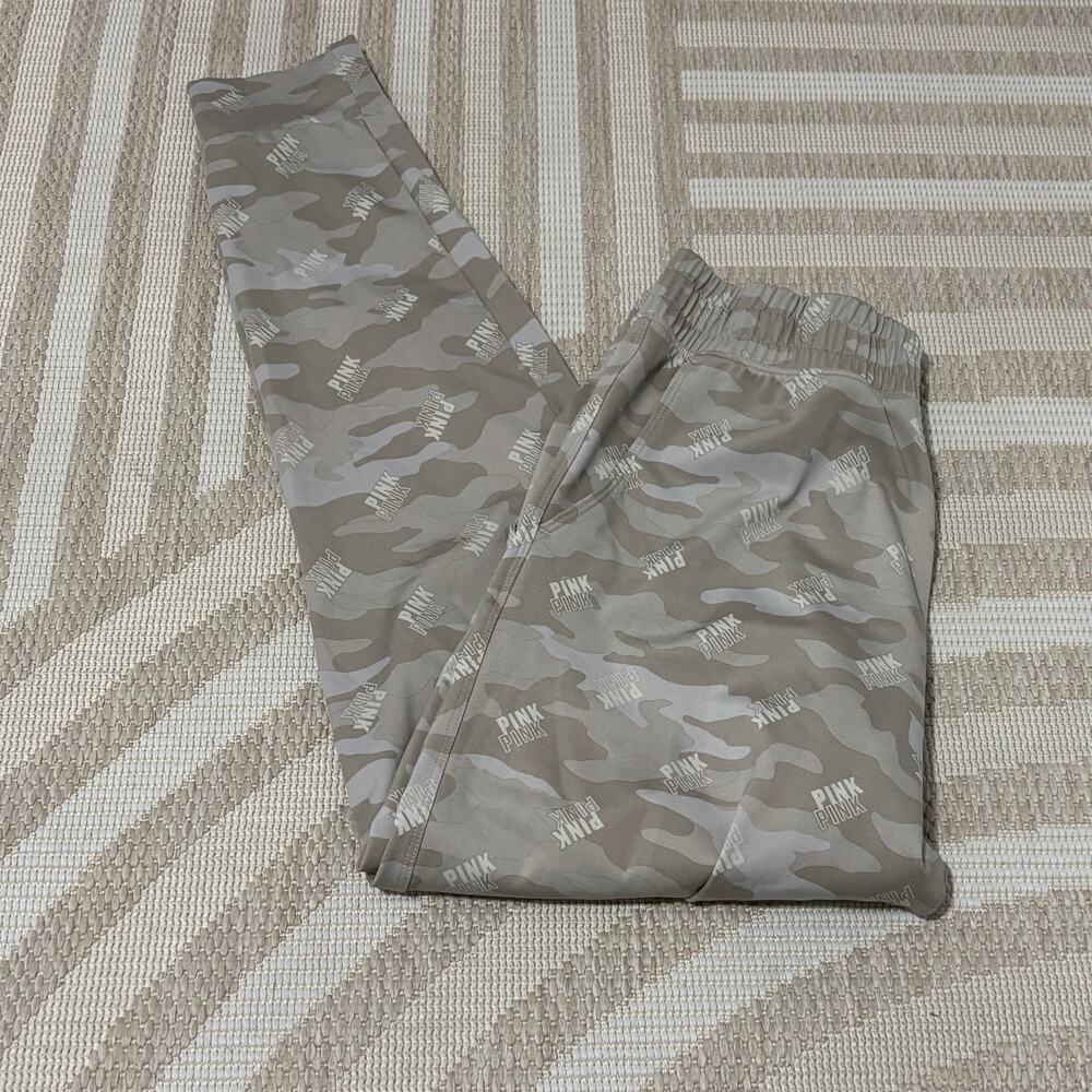 PINK Active Victoria's Secret Camo Leggings Medium Joggers